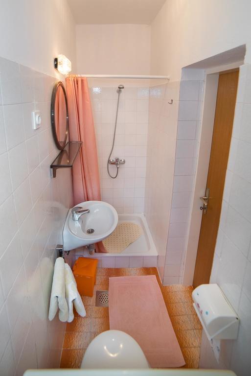 Apartment Anica Palit Exterior foto